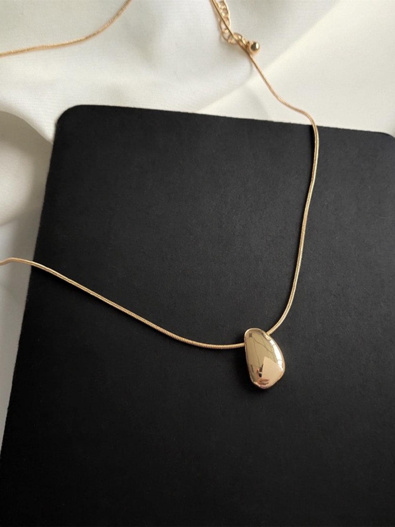 Water Drop Shaped Pendant Neck - Women Accessories Dropshipping review and price